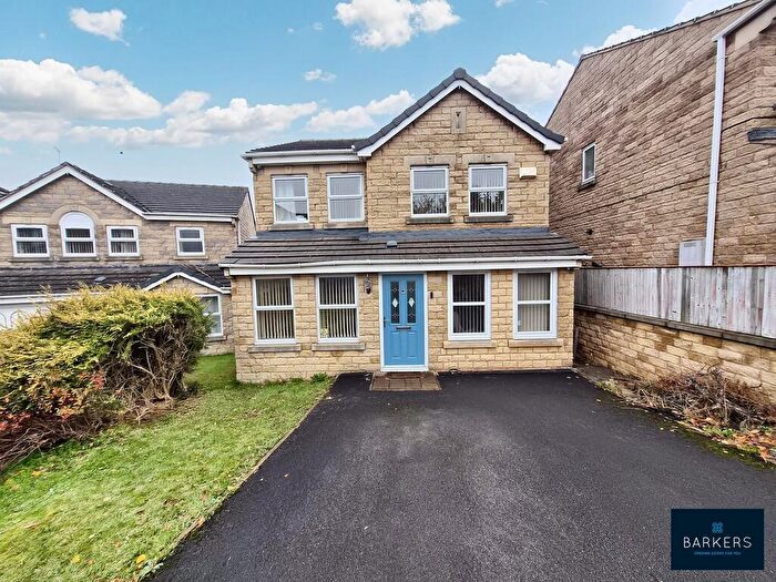 5 Bedroom Detached House For Sale In Skellow Drive, Bradford, BD4