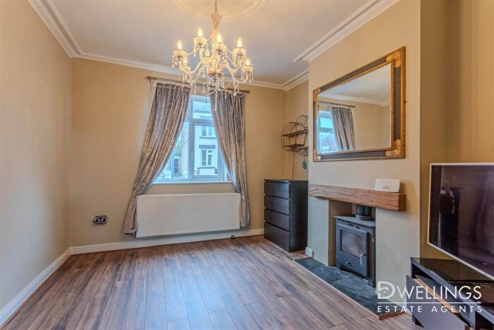 3 Bedroom Terraced House For Sale In Swadlincote Road, Woodville, DE11