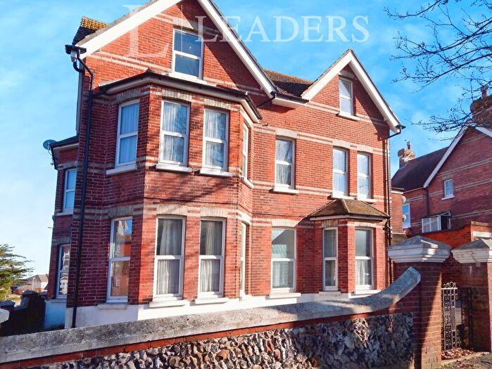 2 Bedroom Flat To Rent In Enys Road, BN21