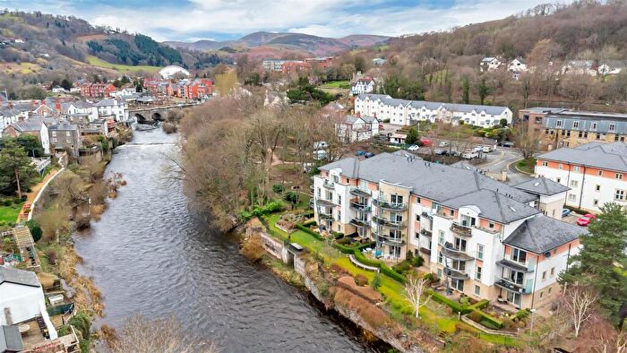 2 Bedroom Apartment For Sale In Lower Dee Mill, Llangollen, LL20