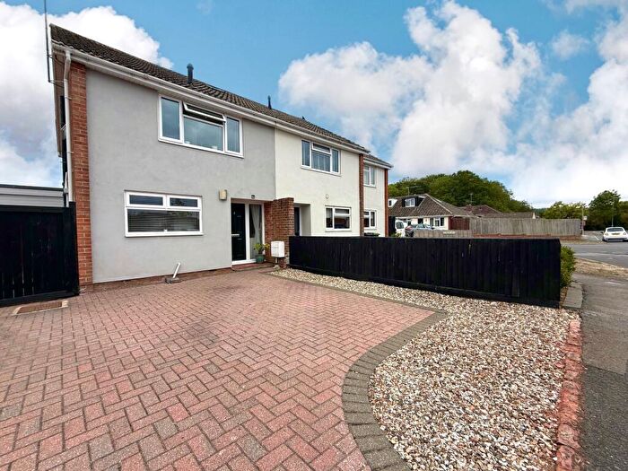 4 Bedroom Semi-Detached House For Sale In Maunsell Way, Wroughton, Swindon, SN4