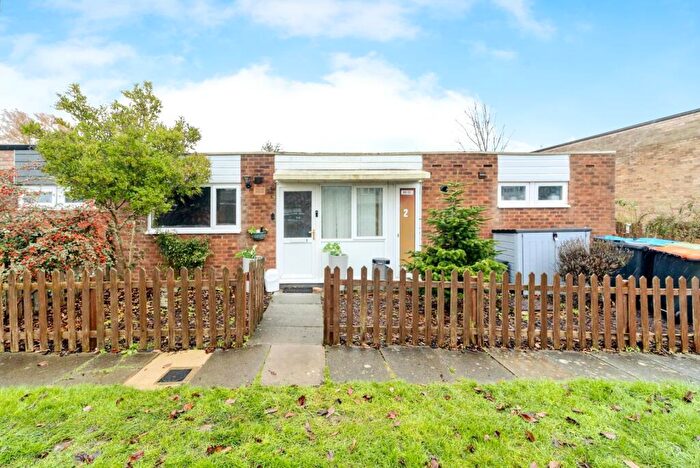 3 Bedroom Bungalow For Sale In Sheelin Grove, Milton Keynes, Buckinghamshire, MK2