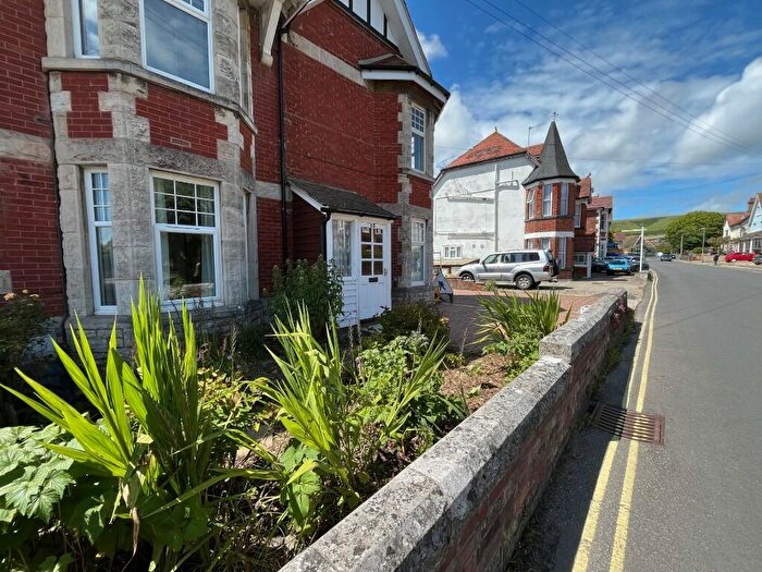 2 Bedroom Flat To Rent In Ulwell Road, Swanage, Dorset, BH19