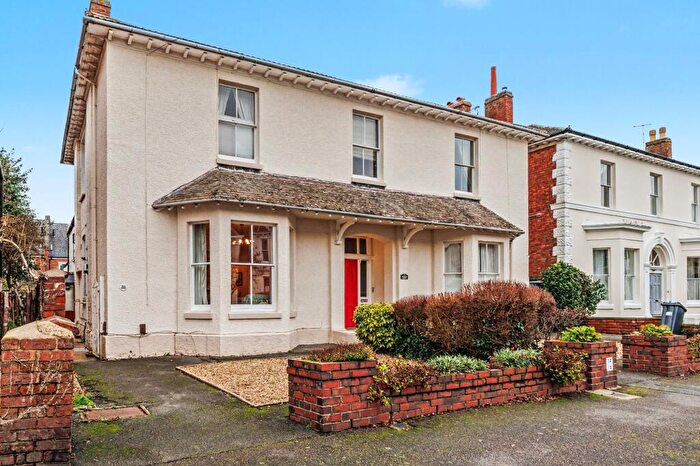 1 Bedroom Flat For Sale In Russell Terrace, Leamington Spa, CV31