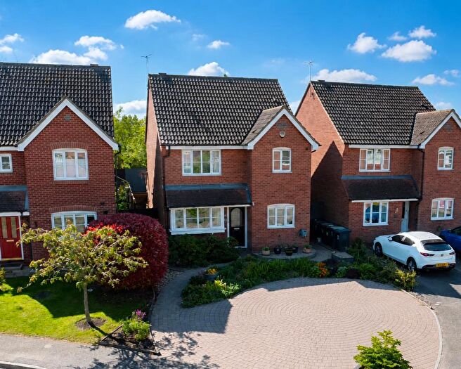 3 Bedroom Detached House To Rent In Coltsfoot Road, Rushden, NN10