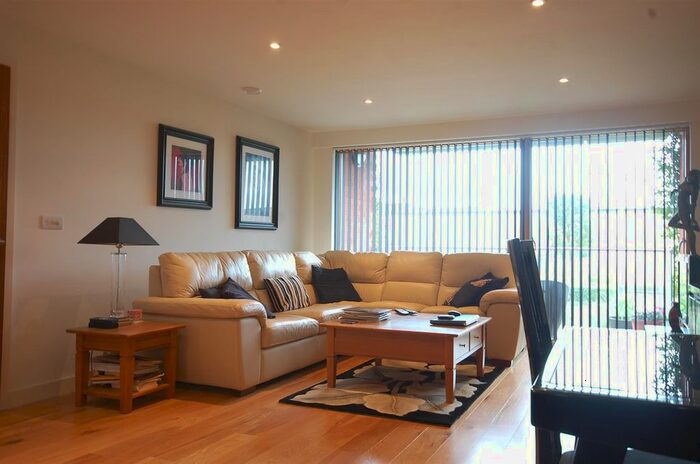2 Bedroom Flat To Rent In Crown Apartments, Westholme Gardens, Ruislip, HA4