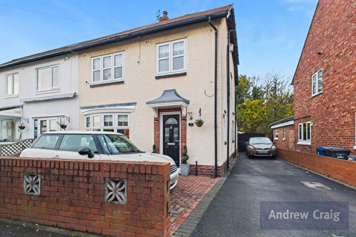 3 Bedroom Semi Detached House For Sale In Tavistock Place, Jarrow, NE32