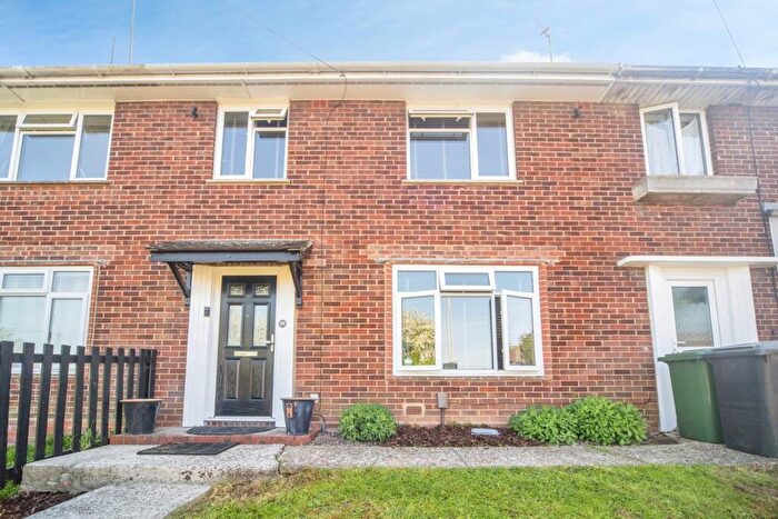 3 Bedroom Terraced House For Sale In Winnall Manor Road, Winchester, Hampshire, SO23