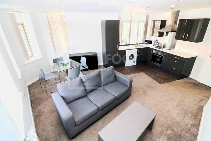 2 Bedroom Flat To Rent In Grattan Mills, Vincent St, Bradford, BD1