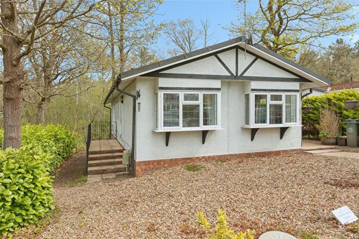 2 Bedroom Property For Sale In Stonehill Woods Park, Old London Road, Sidcup, Kent, DA14