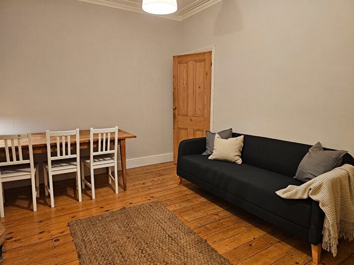 4 Bedroom Semi-Detached House To Rent In Statham Street, Derby, Derbyshire, DE22