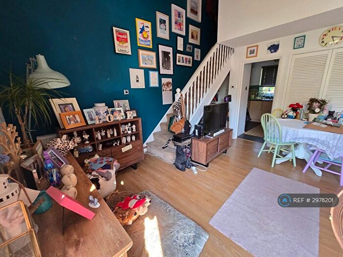 1 Bedroom Flat To Rent In Maiden Place, Lower Earley, Reading, RG6