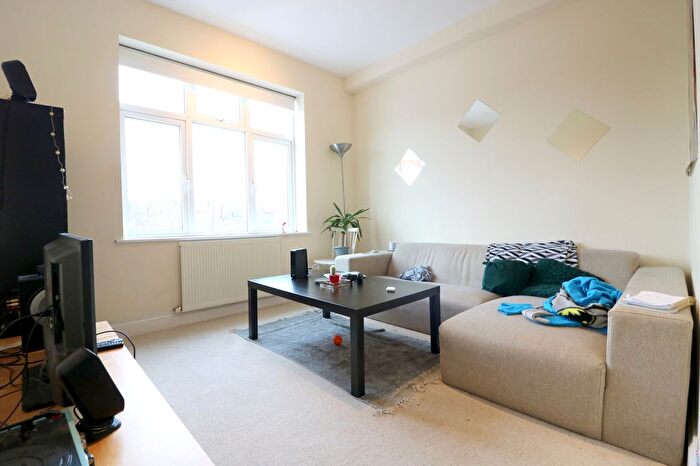 3 Bedroom Property To Rent In Craven Avenue, London, W5
