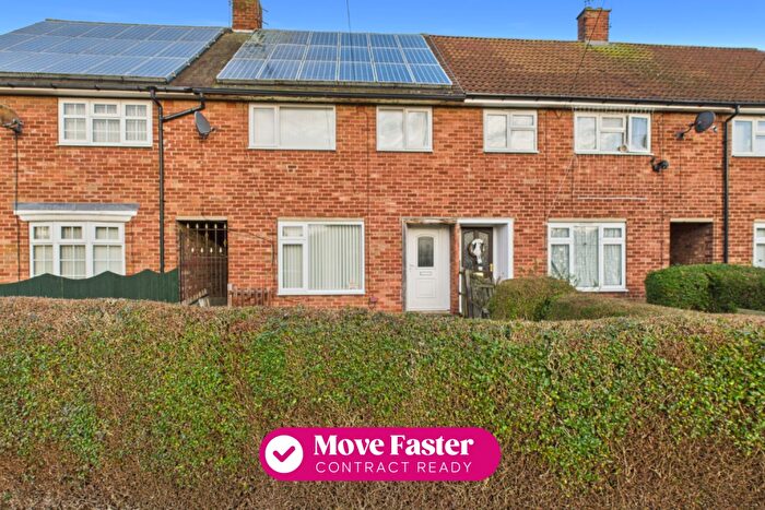 3 Bedroom Terraced House For Sale In Waveney Road, Hull, HU8