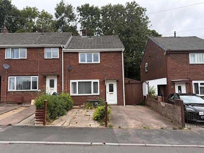 2 Bedroom Property To Rent In Sunningbrook Road, Tiverton, EX16