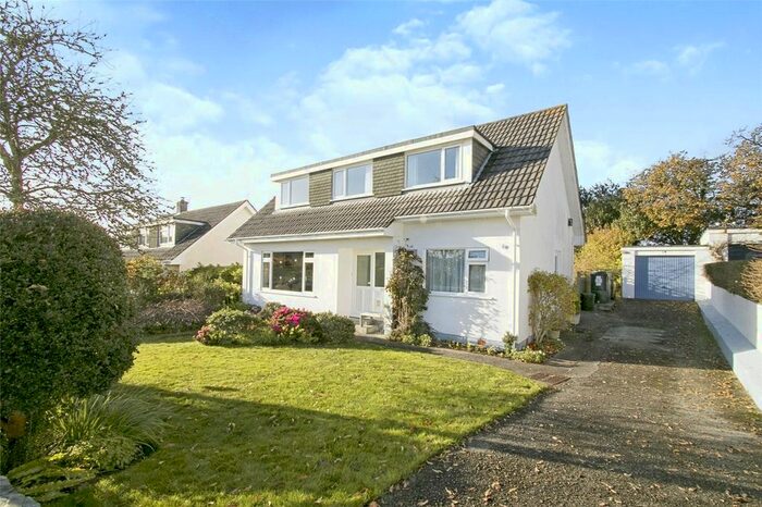 4 Bedroom Bungalow For Sale In Cogos Park, Mylor Bridge, Falmouth, Cornwall TR11