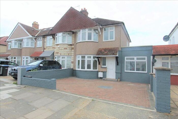 4 Bedroom Terraced House To Rent In St Edmunds Road, London, N9