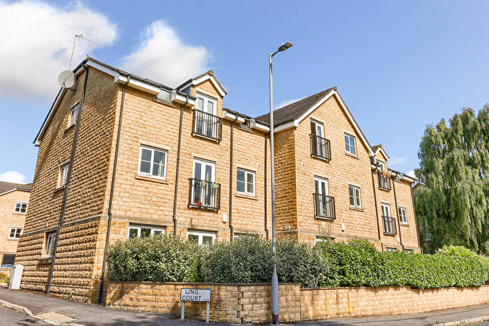 2 Bedroom Apartment For Sale In Ling Court, Menston, Ilkley, Bradford, LS29