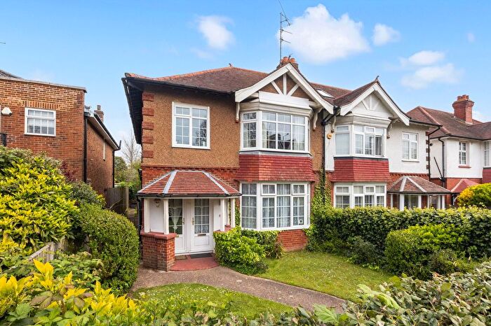 2 Bedroom Flat For Sale In New Church Road, Hove, BN3