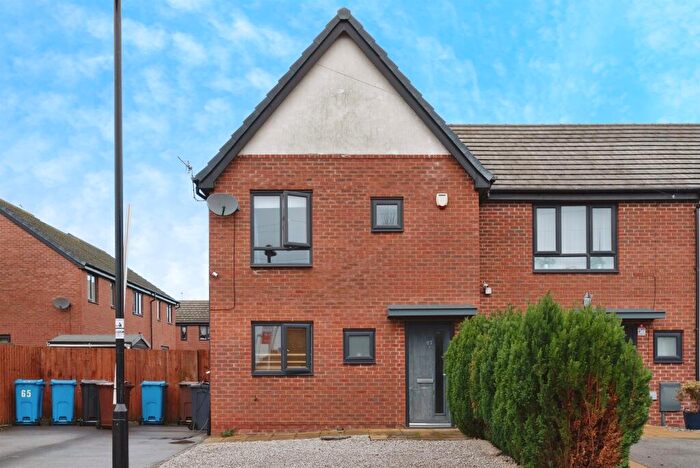 3 Bedroom End Of Terrace House For Sale In Callerton Street, Hull, HU3
