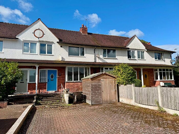 3 Bedroom Property For Sale In London Road, Holmes Chapel, Crewe, CW4