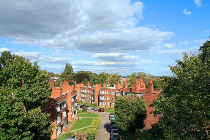 2 Bedroom Flat To Rent In Anerley Road, London, SE20