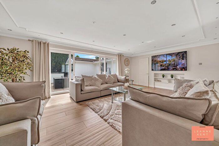 5 Bedroom Detached Bungalow For Sale In Pontygwindy Road, Caerphilly, CF83