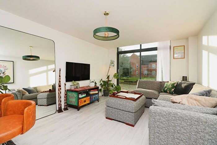 1 Bedroom Flat For Sale In Hatfield Road, St Albans, AL1