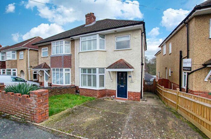 3 Bedroom Semi-Detached House For Sale In Archery Grove, Woolston, Southampton, SO19