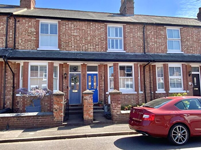 2 Bedroom Terraced House For Sale In Clarence Road, Stony Stratford, Milton Keynes, MK11