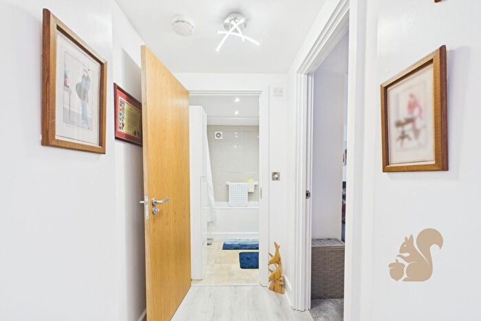 1 Bedroom Flat For Sale In New Farm Road, Stanway, CO3
