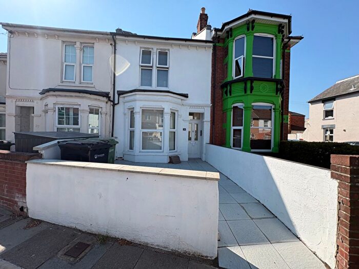1 Bedroom Flat To Rent In Eastney Road, Portsmouth, PO4
