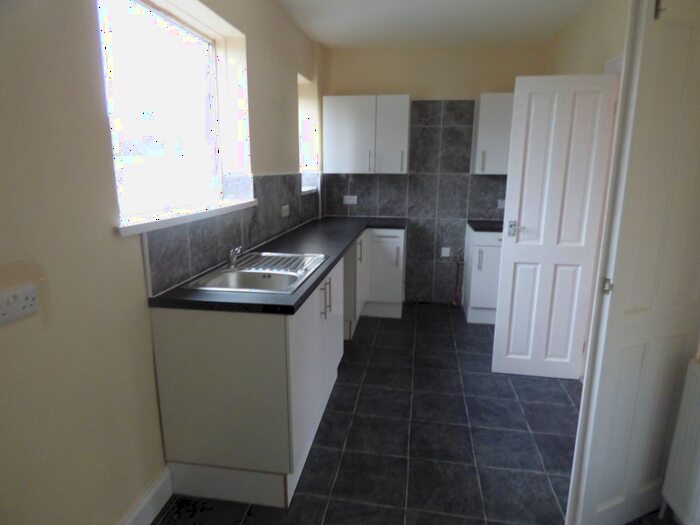 2 Bedroom End Of Terrace House To Rent In Perth Road, Sunderland, SR3