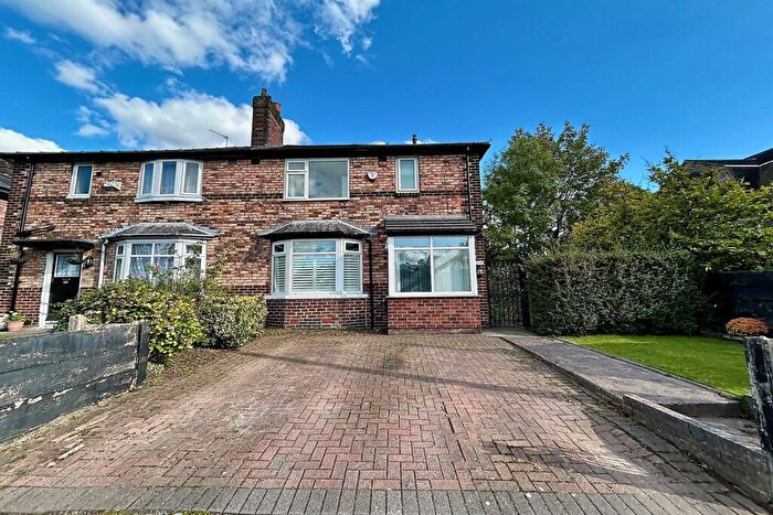 3 Bedroom Semi Detached House For Sale In Parrs Wood Road, East Didsbury, M20