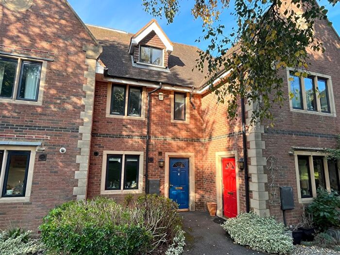 4 Bedroom Terraced House For Sale In Sunny Rise, Battle, TN33