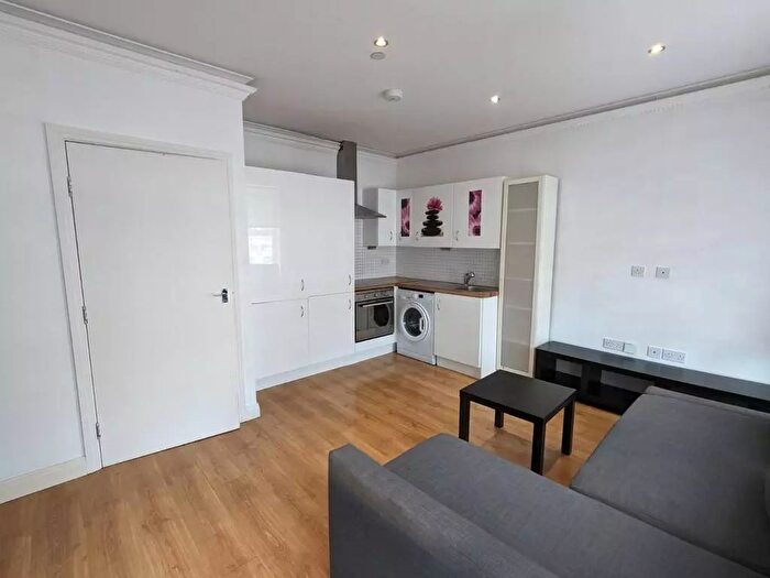 1 Bedroom Flat To Rent In High Road, London, N22