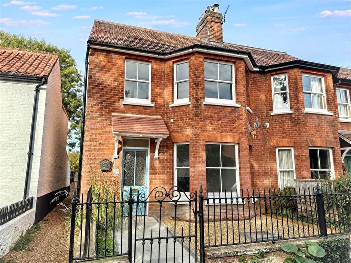 3 Bedroom End Of Terrace House To Rent In Bure Way, Aylsham, Norwich, NR11