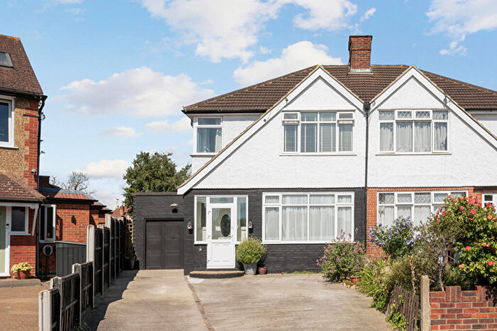 3 Bedroom Semi-Detached House For Sale In Collingwood Avenue, Surbiton, KT5