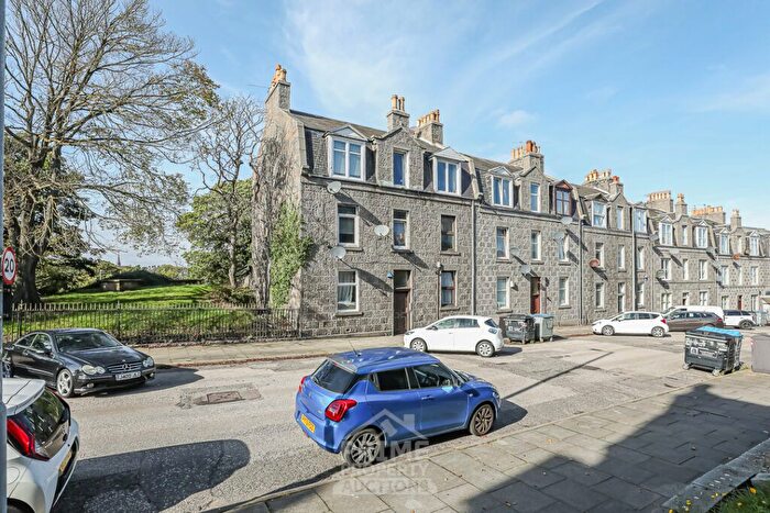 1 Bedroom Flat For Sale In Menzies Road, Aberdeen, AB11