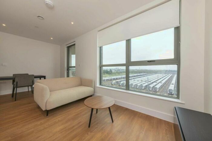 1 Bedroom Flat To Rent In Green Street, Willesden Junction, NW10