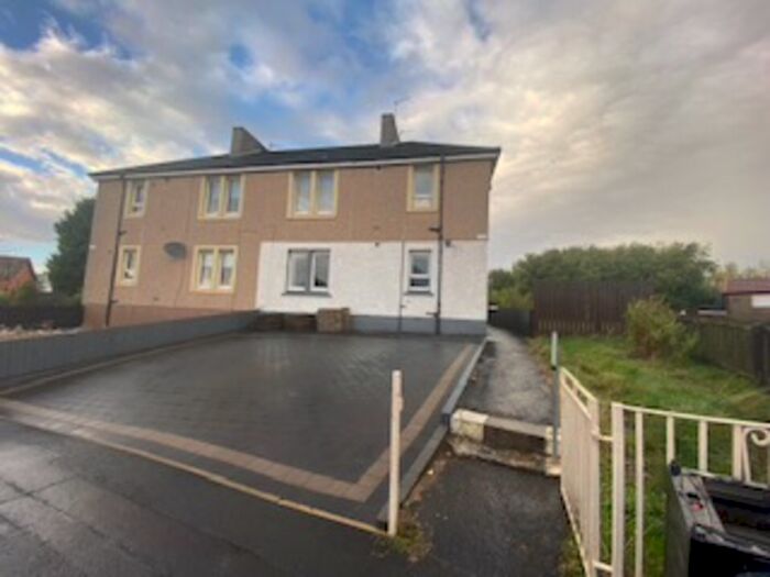 2 Bedroom Semi-Detached House To Rent In Bent Cresent, Uddingston, G71