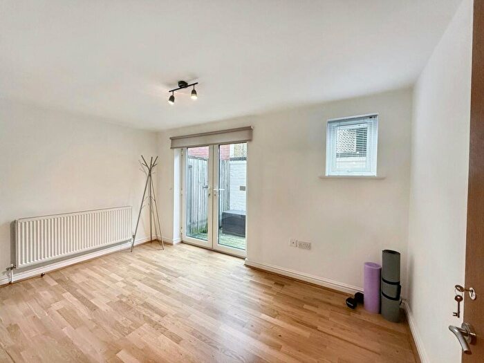 3 Bedroom Town House For Sale In Trafford Road, Alderley Edge, SK9