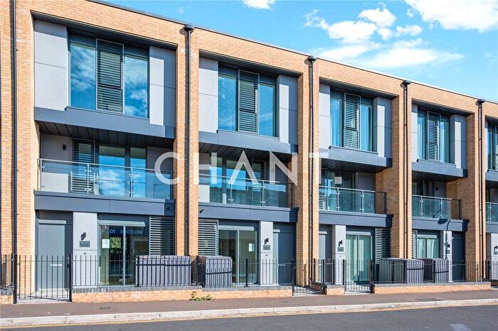 3 Bedroom Terraced House To Rent In Brentwater Terrace, Westminster Road, Hanwell, London, W7