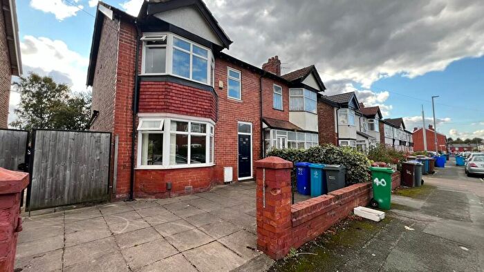 3 Bedroom Terraced House To Rent In Kingswood Road, Manchester, M14