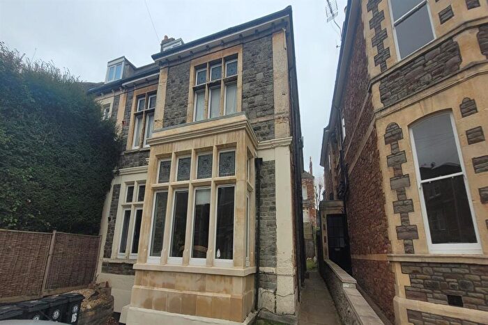 1 Bedroom Flat To Rent In Bedroom Semi Detached Flat In Clifton, BS8