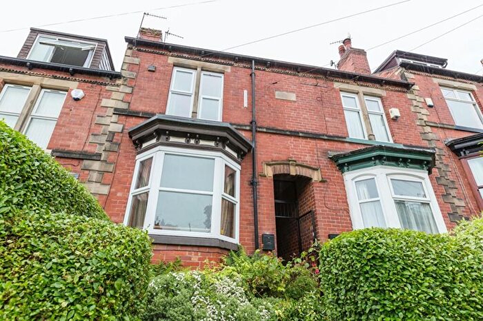 4 Bedroom House To Rent In Springvale Road, Crookesmoor, S10