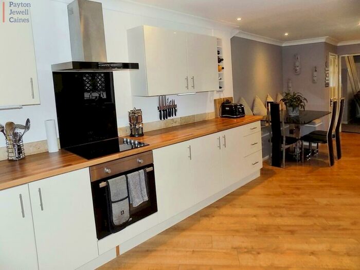 3 Bedroom Terraced House For Sale In Pant Hirwaun, Heol-y-cyw, Bridgend County., CF35