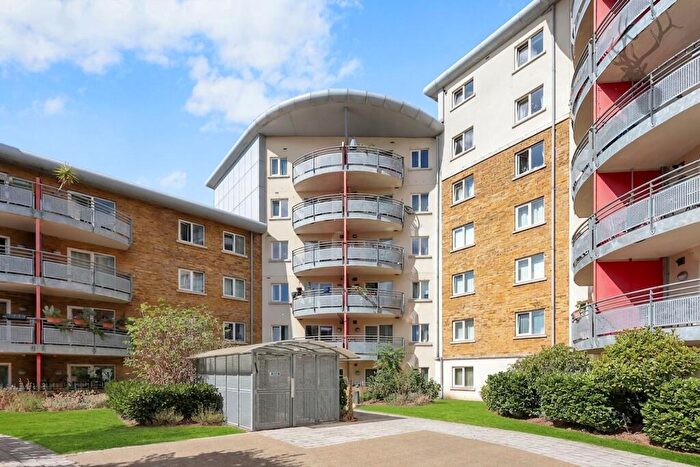 1 Bedroom Flat For Sale In Pancras Way, Bow Bell Tower, E3