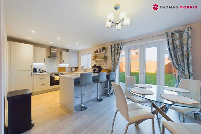 3 Bedroom Detached House For Sale In Peacock Drive, Sawtry, Huntingdon, Cambridgeshire, PE28