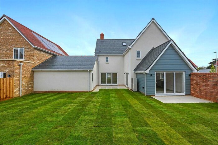 5 Bedroom Detached House To Rent In Windermere Way, Rettendon Common, Chelmsford, Essex, CM3